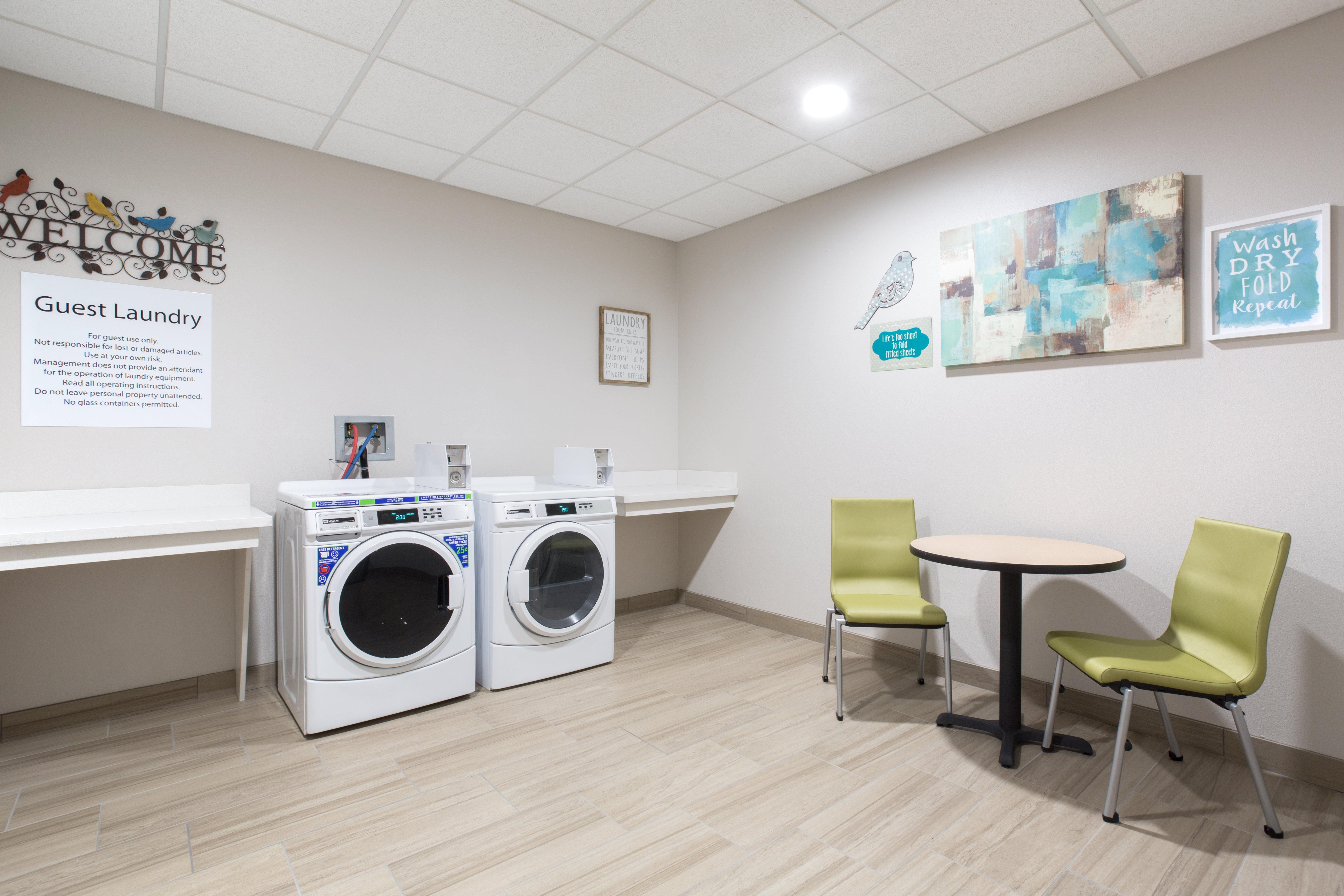 Holiday Inn Express & Suites Lincoln I - 80 By Ihg Bagian luar foto