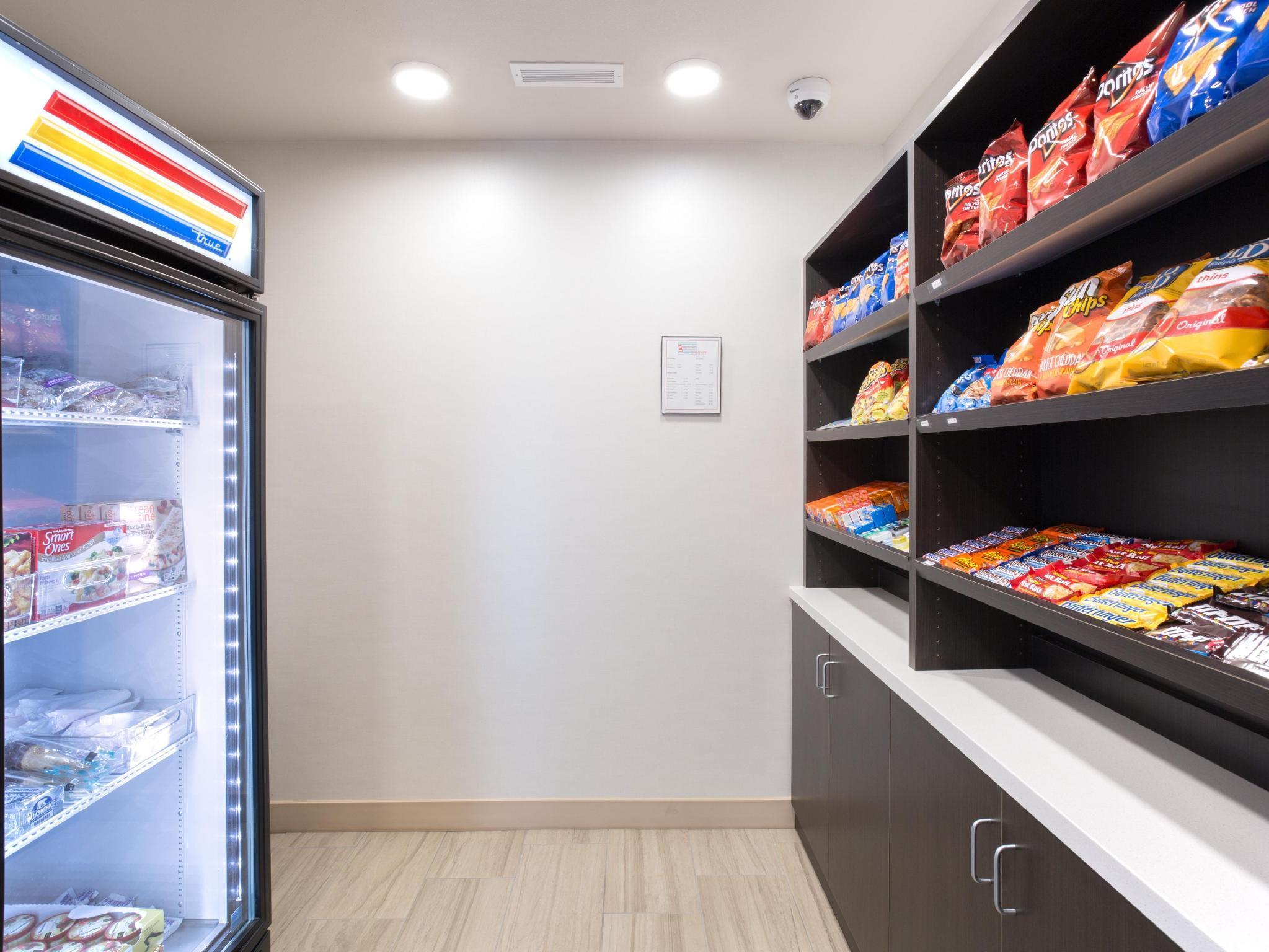 Holiday Inn Express & Suites Lincoln I - 80 By Ihg Bagian luar foto