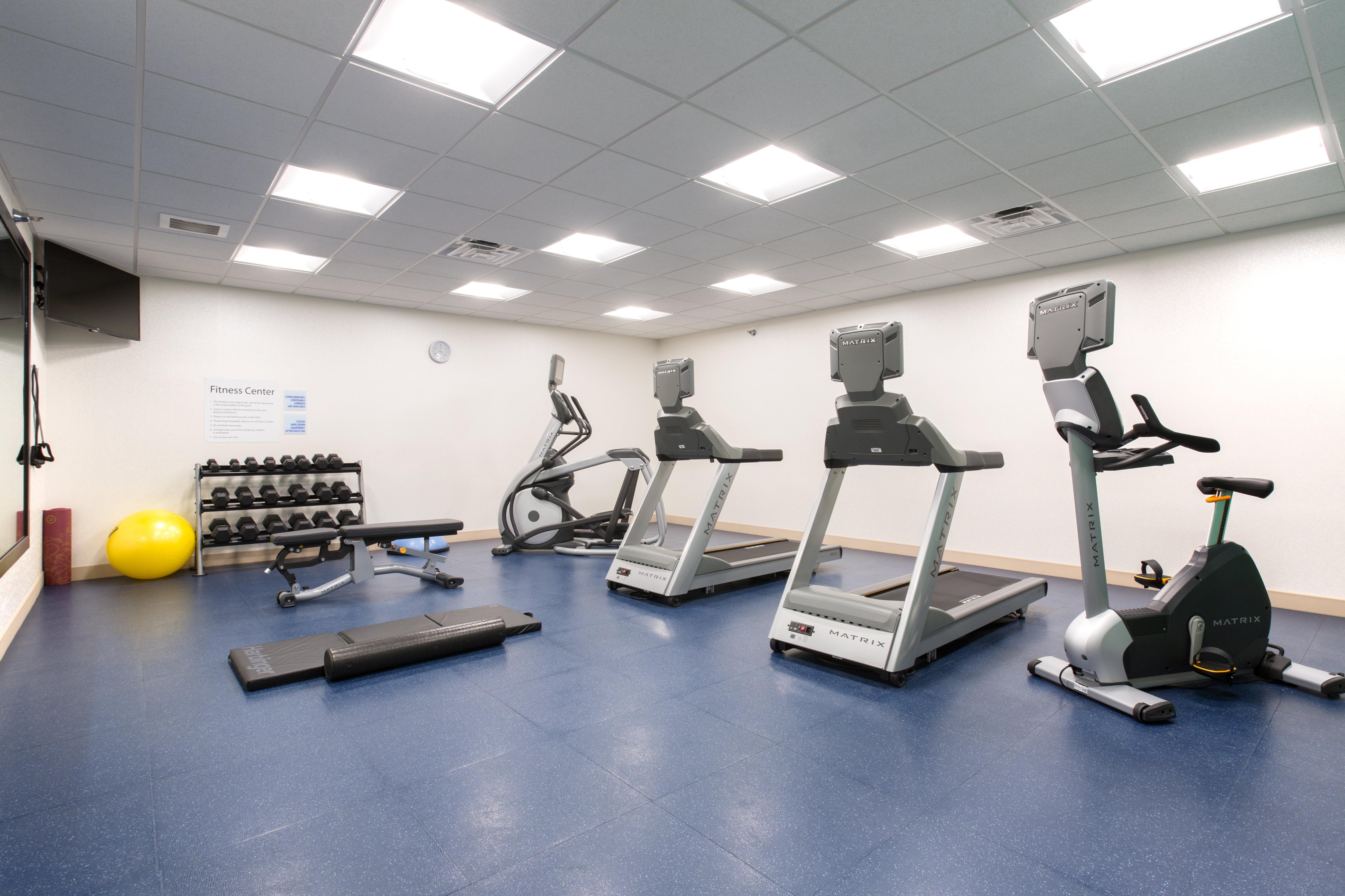 Holiday Inn Express & Suites Lincoln I - 80 By Ihg Bagian luar foto